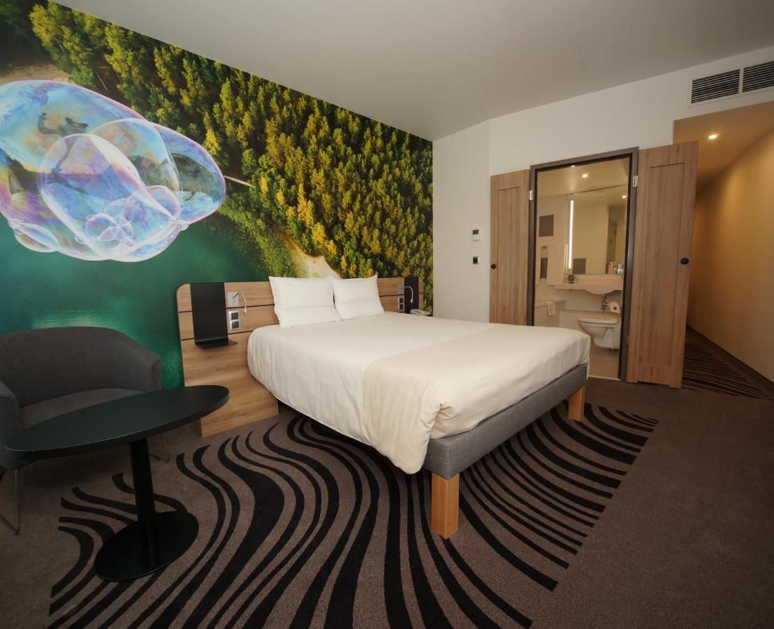 Отель Novotel Vilnius Centre Вильнюс